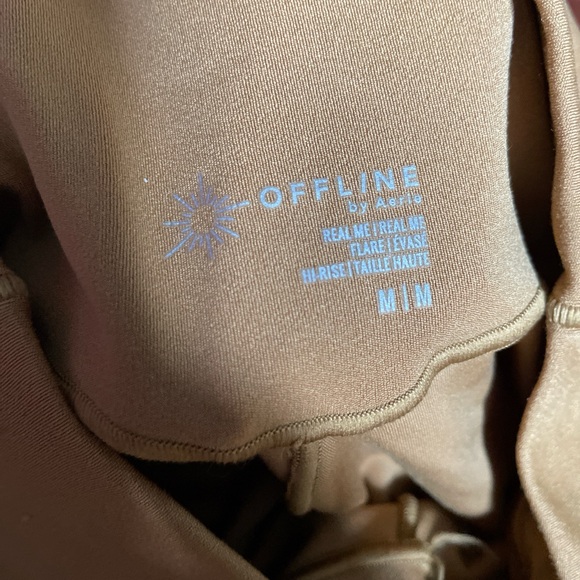 Aerie Offline Yellow Gold Crossover Flare Leggings - Picture 2 of 2